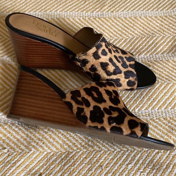 Franco Sarto Leopard  peep toe 3 inch wedges size 6 - Picture 3 of 6